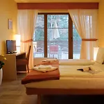 Slunecna Louka 4*