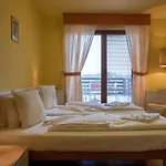 Hotel Slunecna Louka 4*