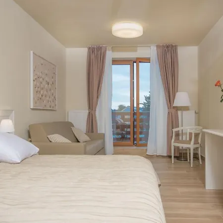 Slunecna Louka Hotel 4*