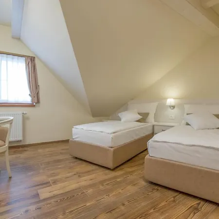 Slunečná Louka Hotel 4*